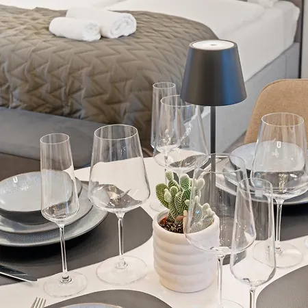 Apartment 1-3 Personen - Fahrradgarage - Zentrum - Kueche - Wlan - Klima